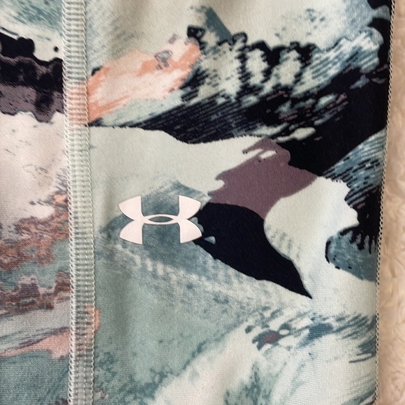 Under Armour‎ Multicolor crop Leggings - Picture 2 of 3
